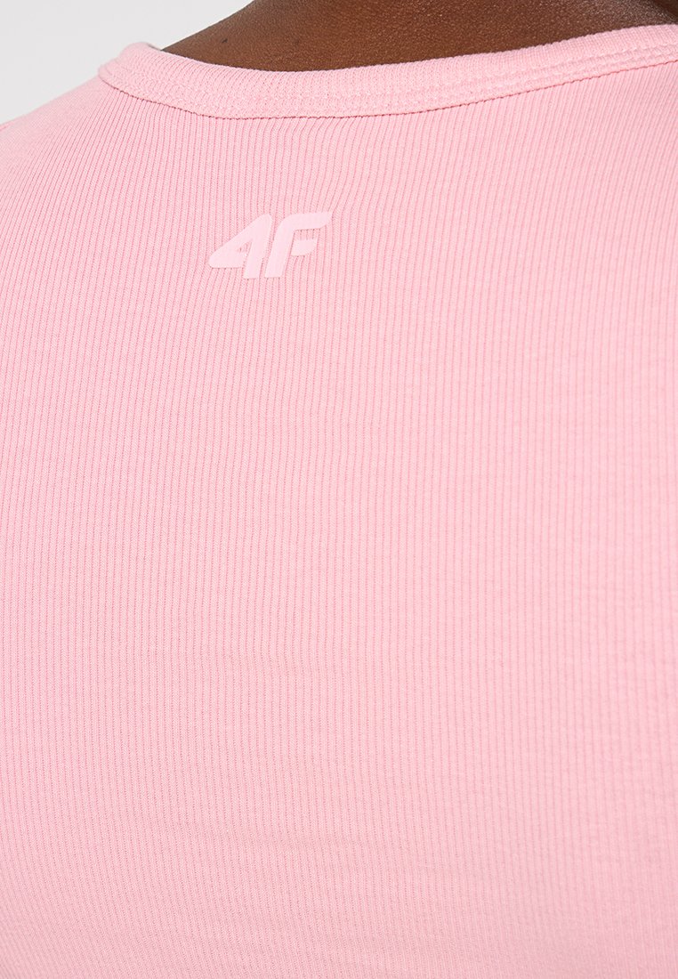 4F