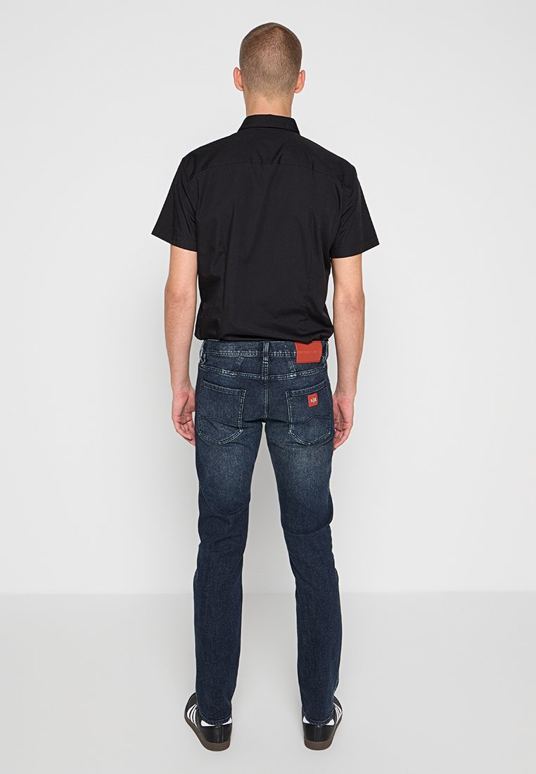 Armani Exchange Jeans Slim Fit Media 3