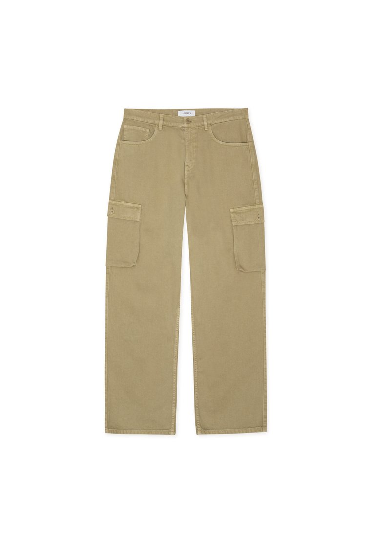 Khaki Cargo-Hosen mit weitem Bein, Knopfverschluss, Gürtelschlaufen und großen Klappentaschen an beiden Oberschenkeln.