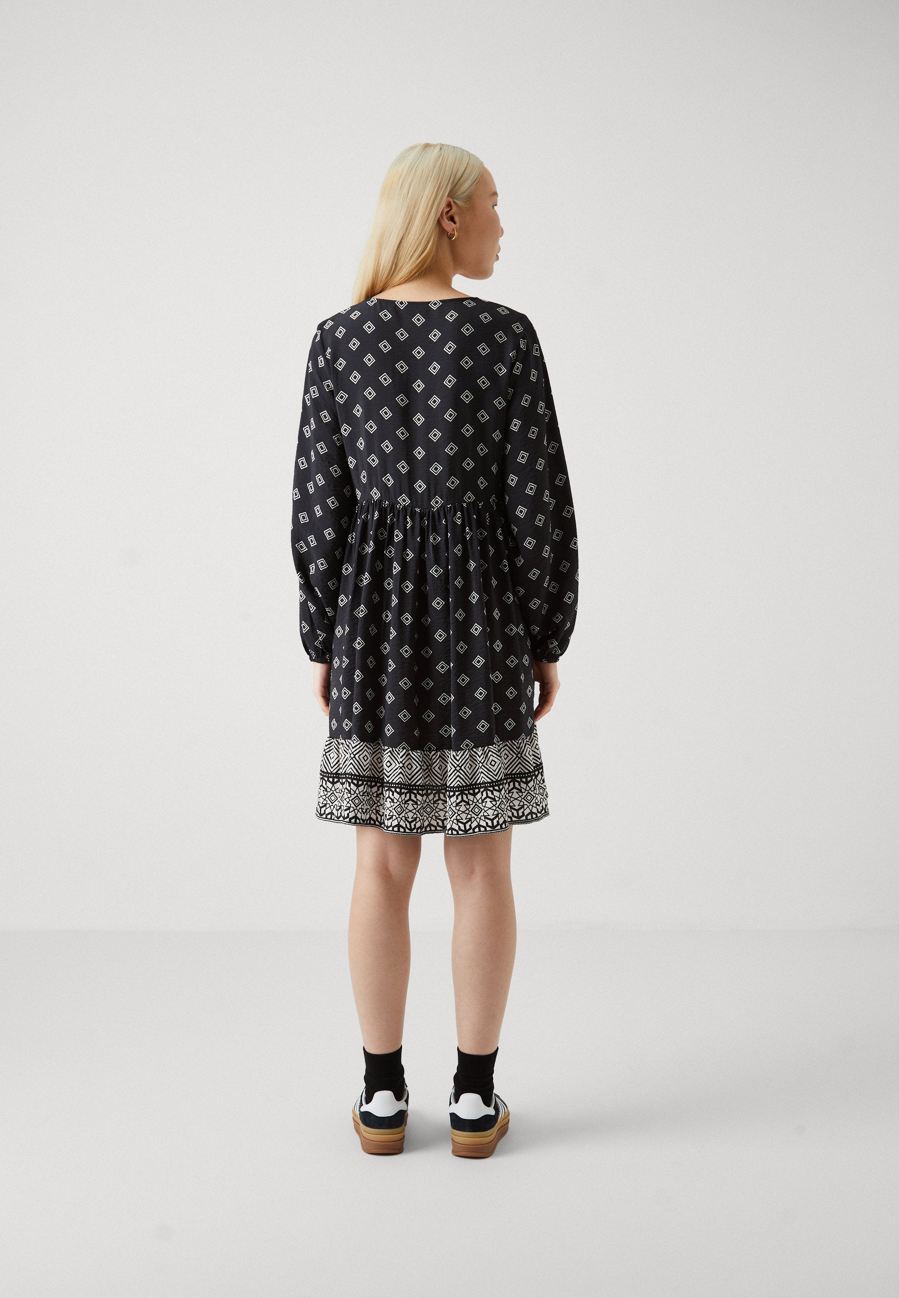 JDY JDYELLIE Short