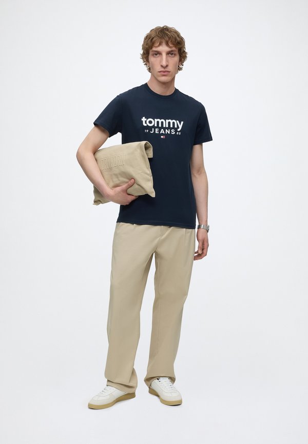 Tommy Jeans SLIM GRAPHIC TEE