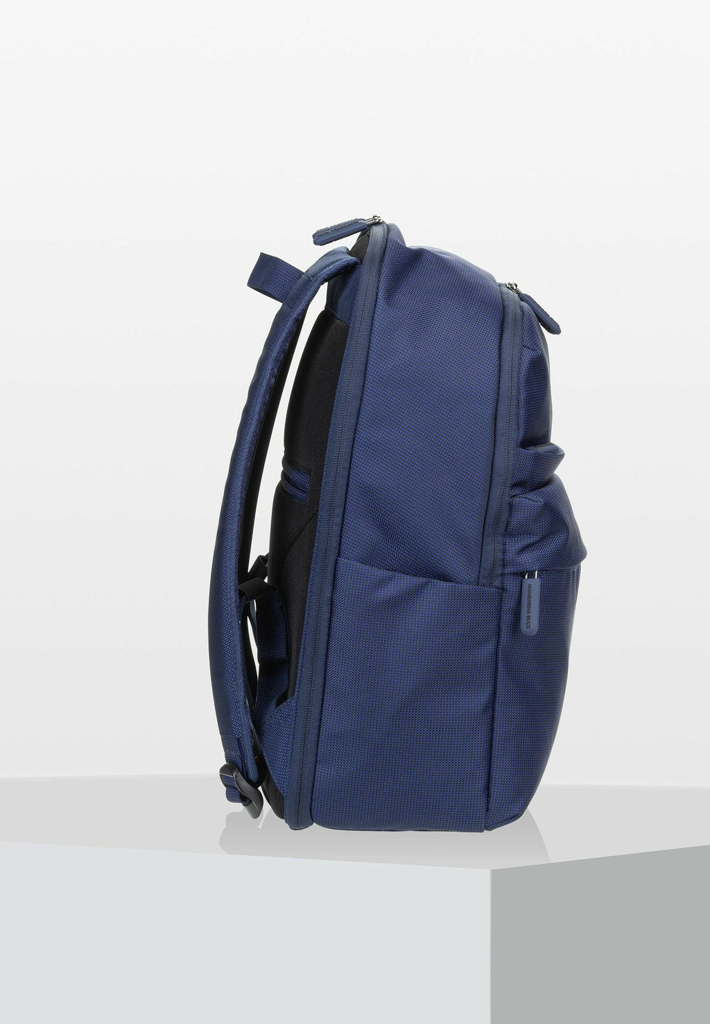 Mandarina Duck DISTRICT
