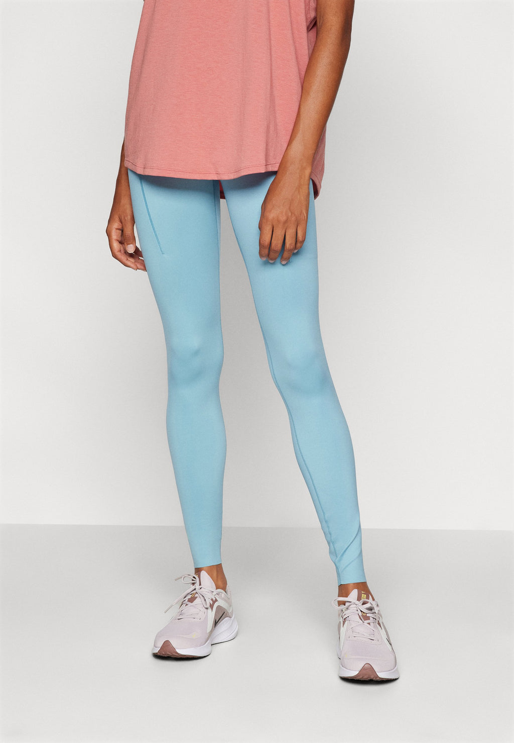 Nike Performance GO