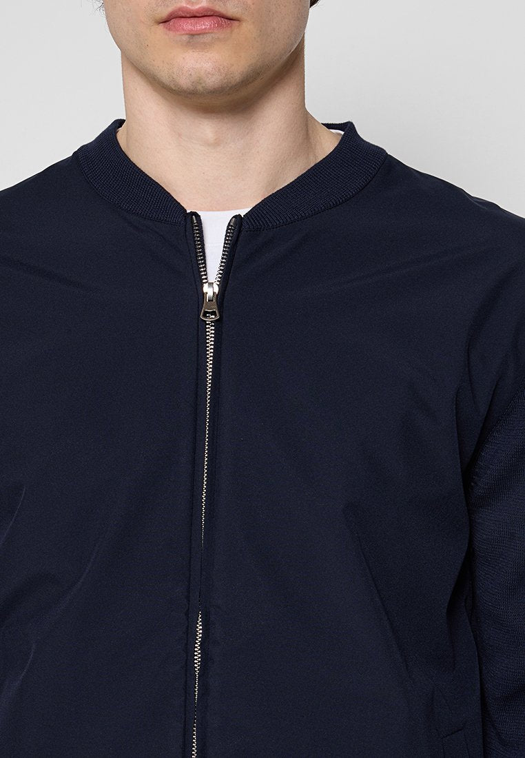 Hackett London