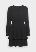 ONLELISABETH LAYERED DRESS Media 1