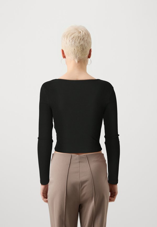 ONLY Petite ONLKAYA VNECK