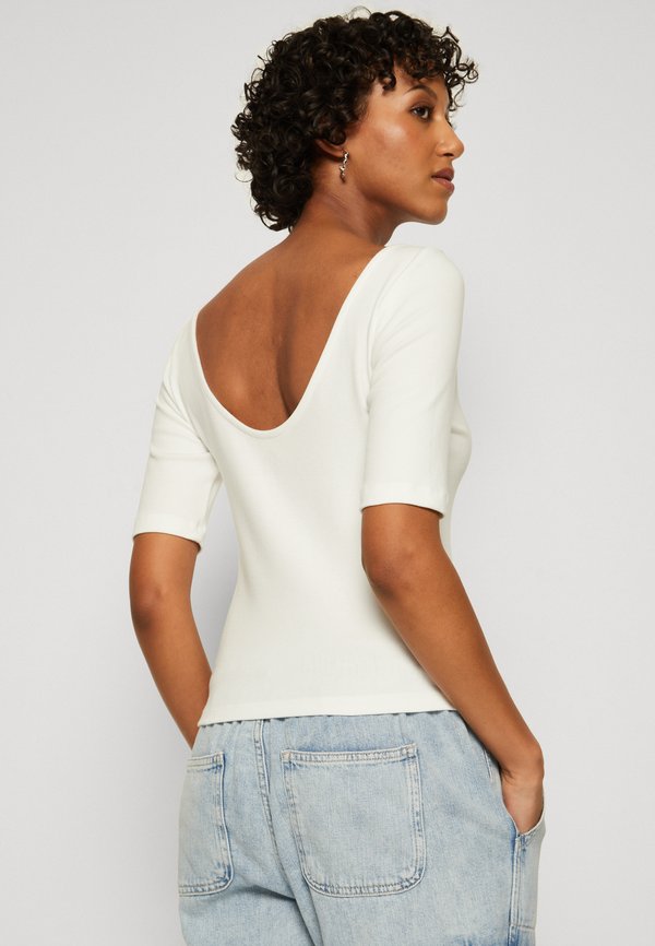 GAP BALLET BACK