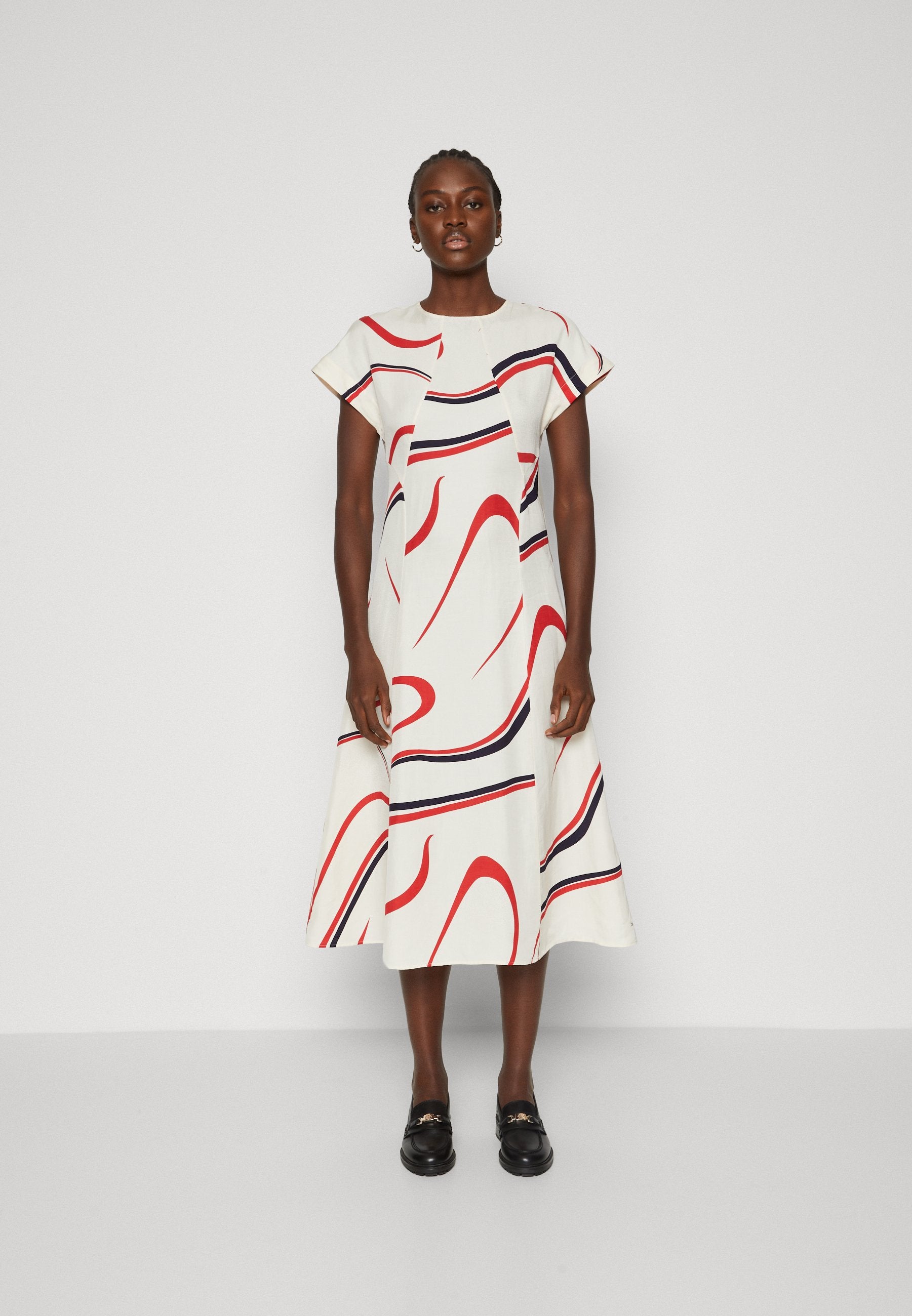 RIBBON MIDI DRESS Media 3