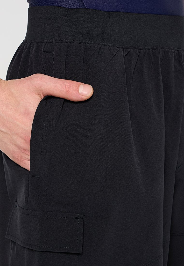 Under Armour LOOSE FIT