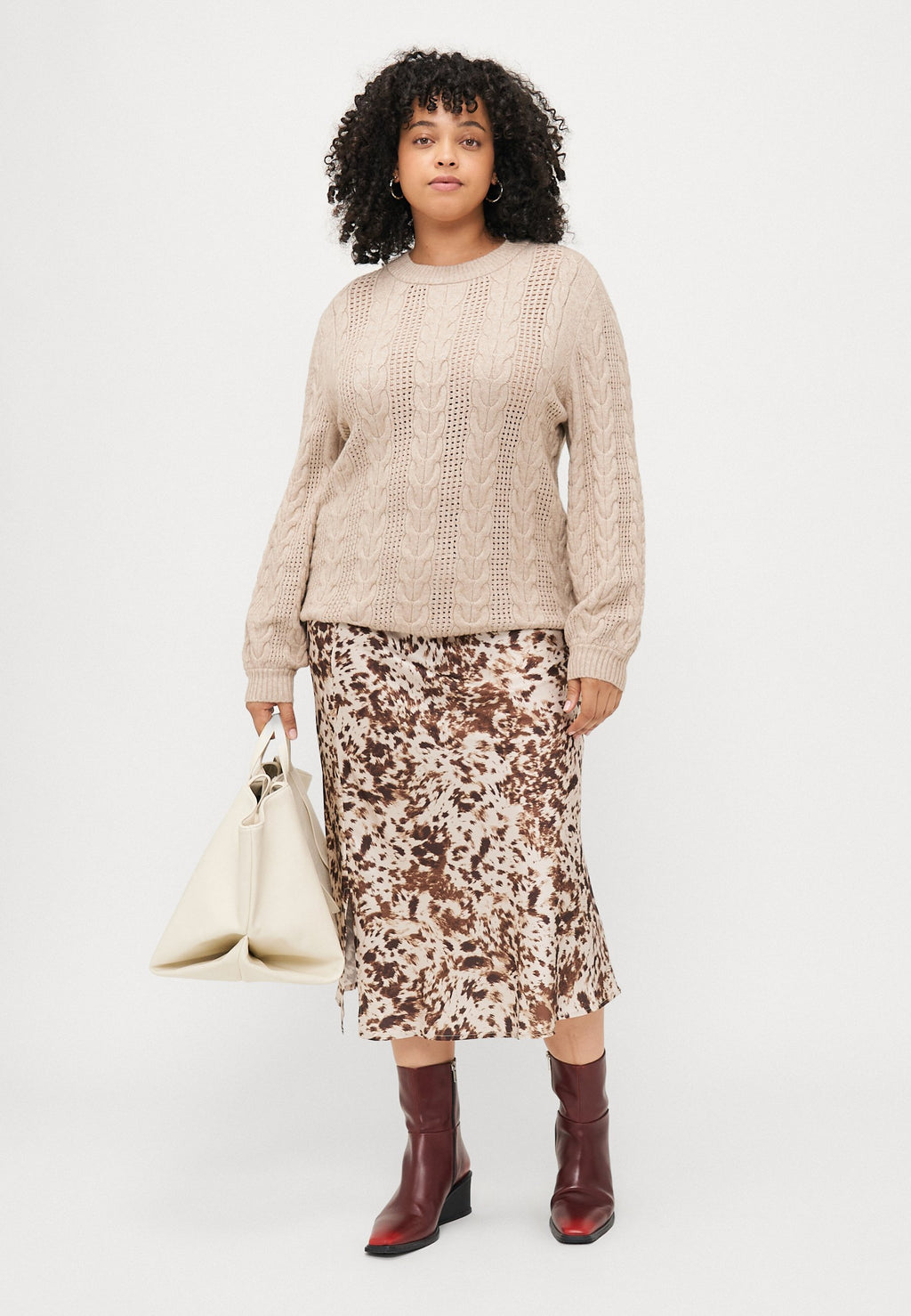 Knitted CARRUBINA Knitted Media 2