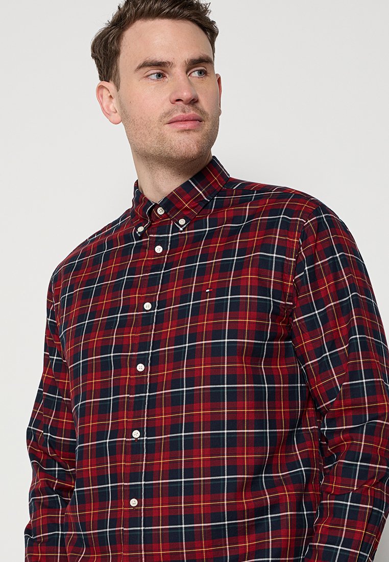 REGULAR FIT Media 5