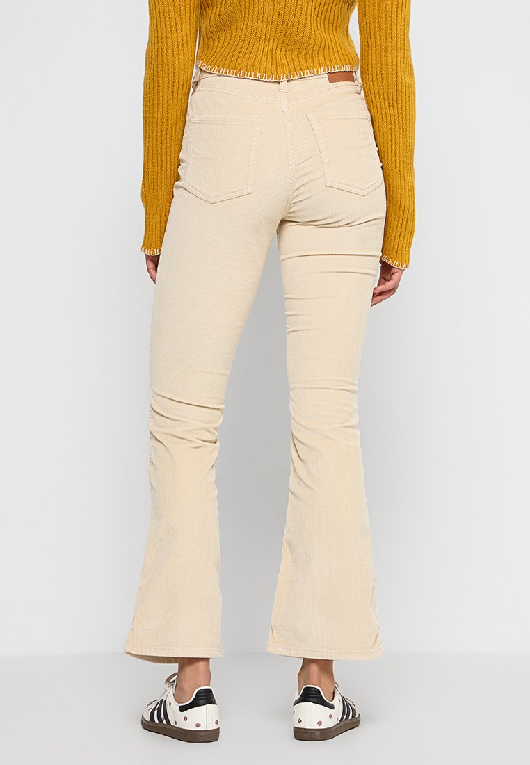 BDG Urban Outfitters FLARED