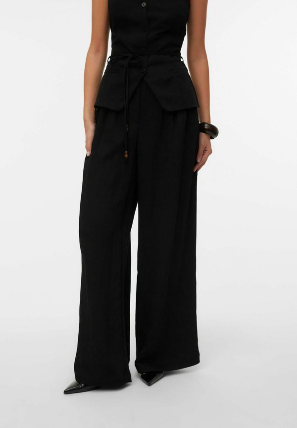 Vero Moda TAILORED TROUSERS VMLIEVE TAILORED TROUSERS - Trousers - black