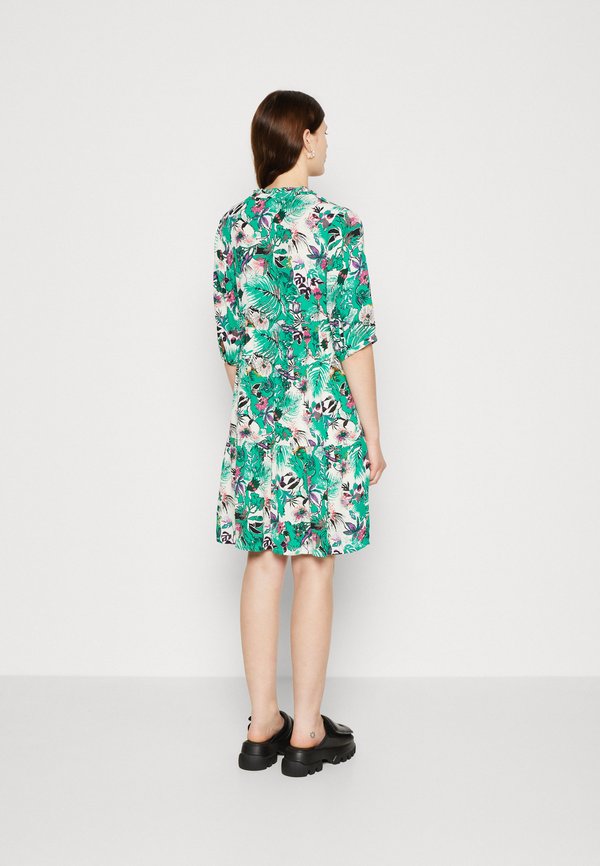 IKKS ROBE