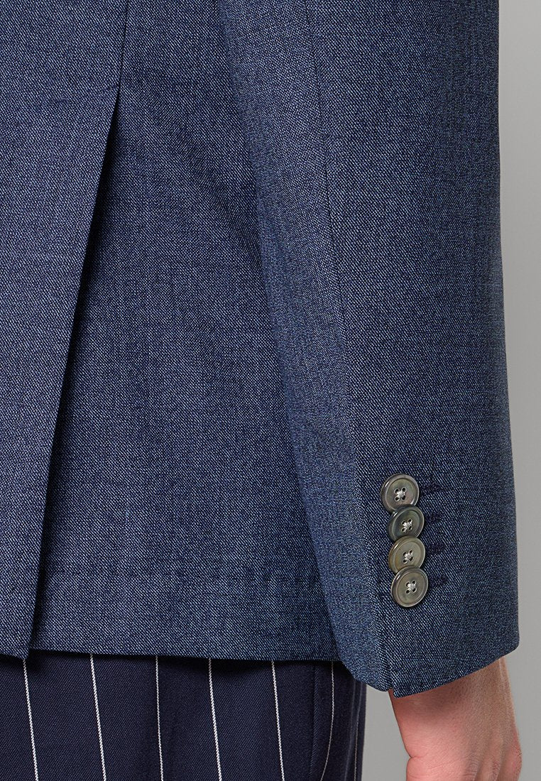 BOSS HUGE SLIM FIT
