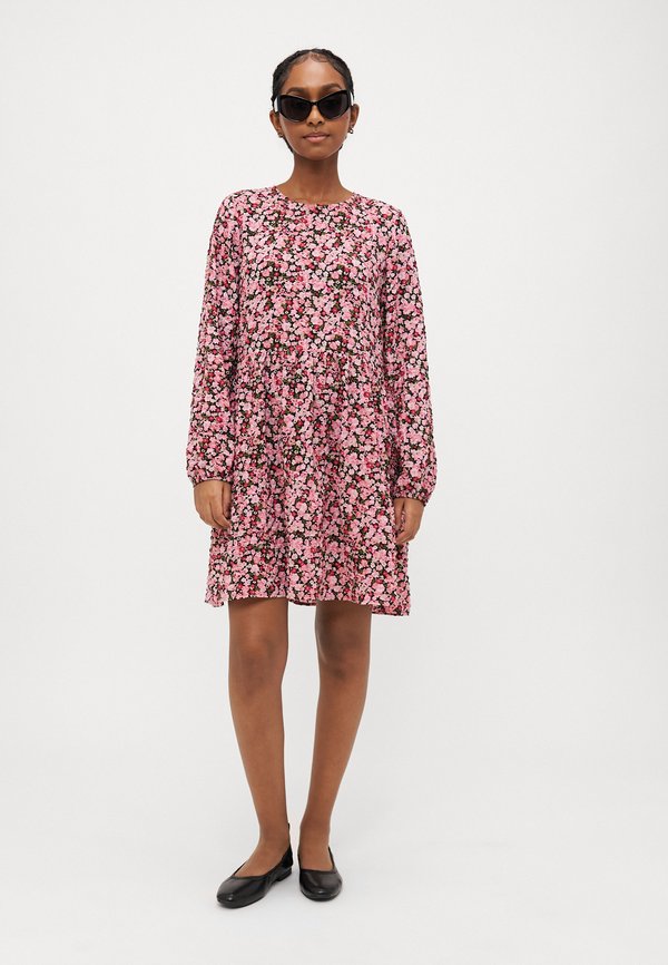 Vero Moda Petite VMHOLLO O NECK SHORT DRESS