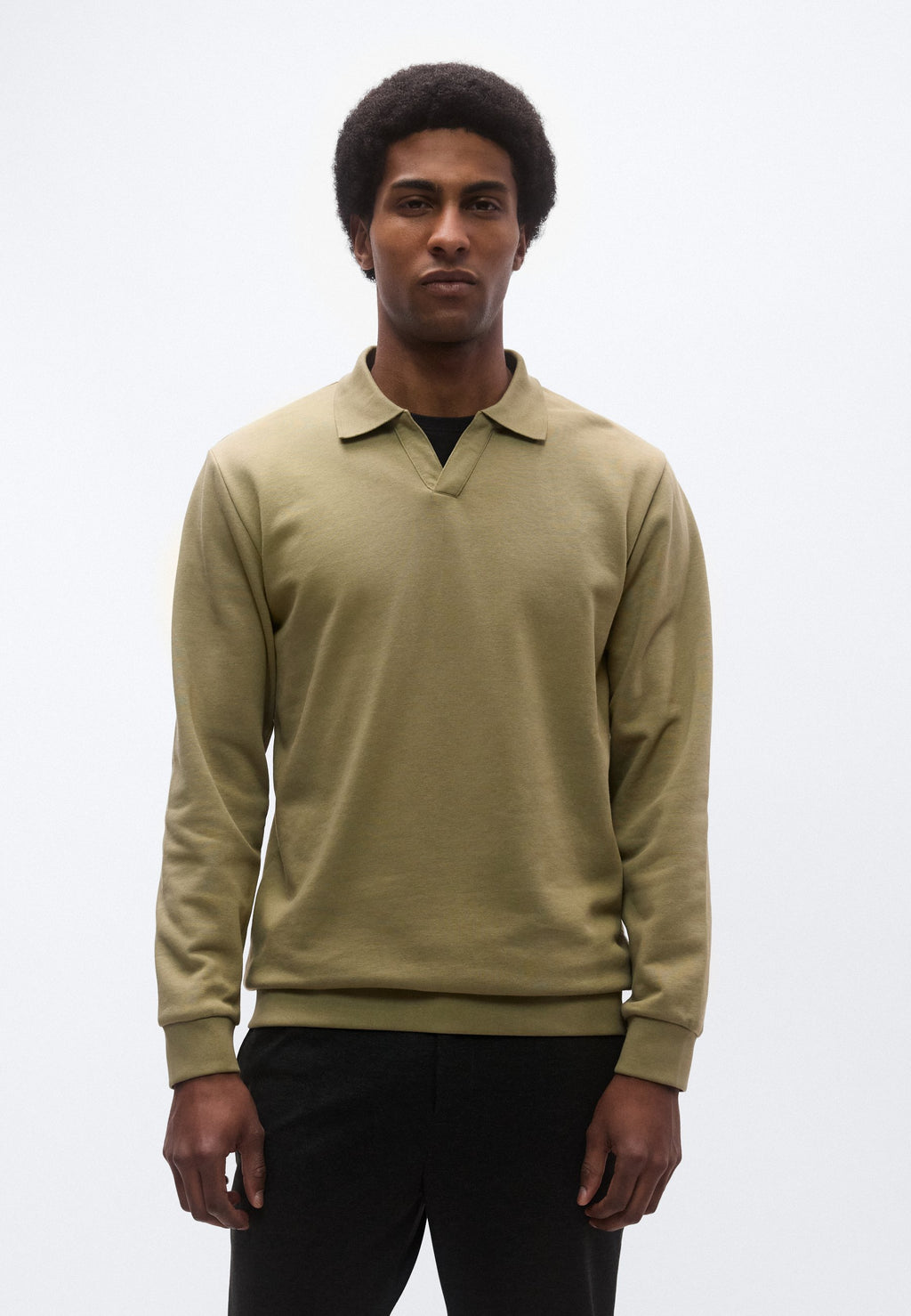V NECK  Media 4