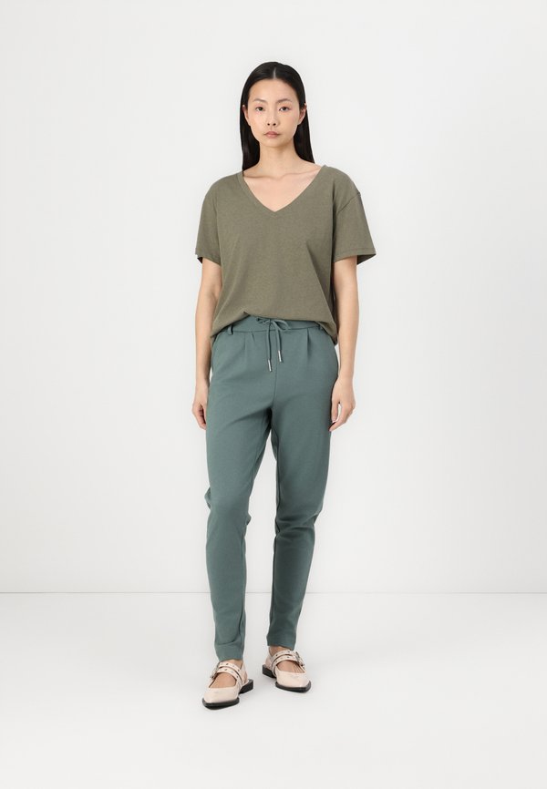 DOCKERS DEEP V NECK TEE