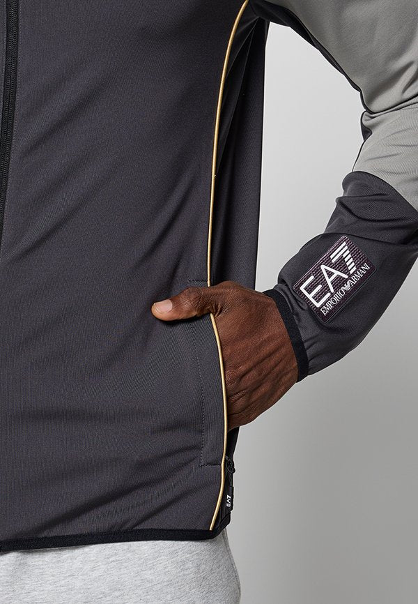 EA7 Emporio Armani