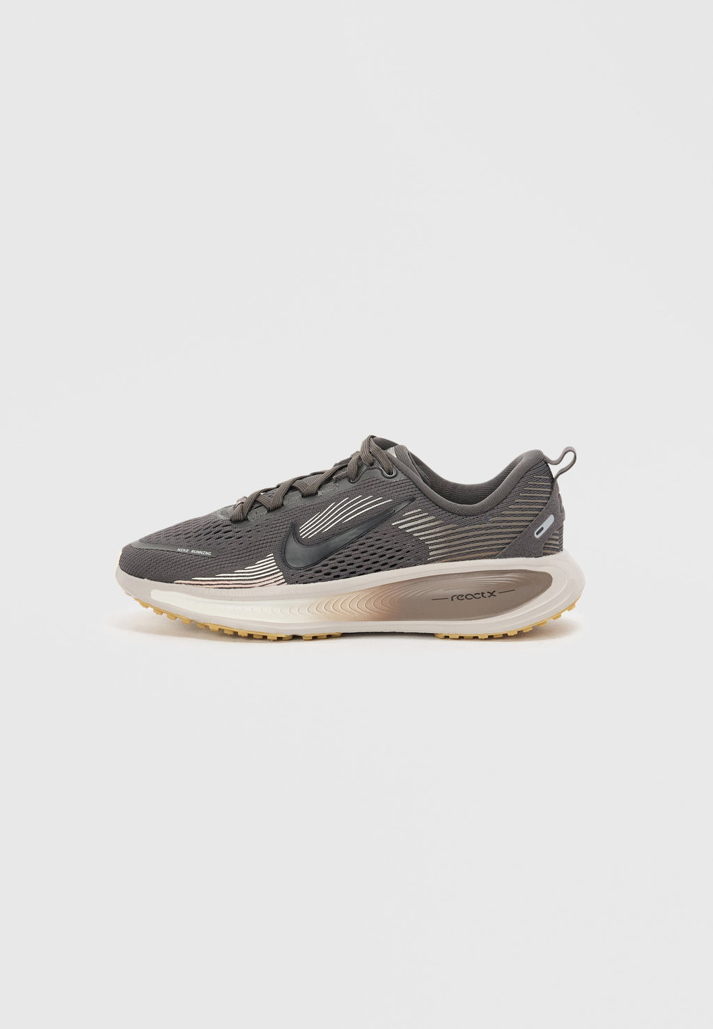 Nike Performance VOMERO 18 UNISEX