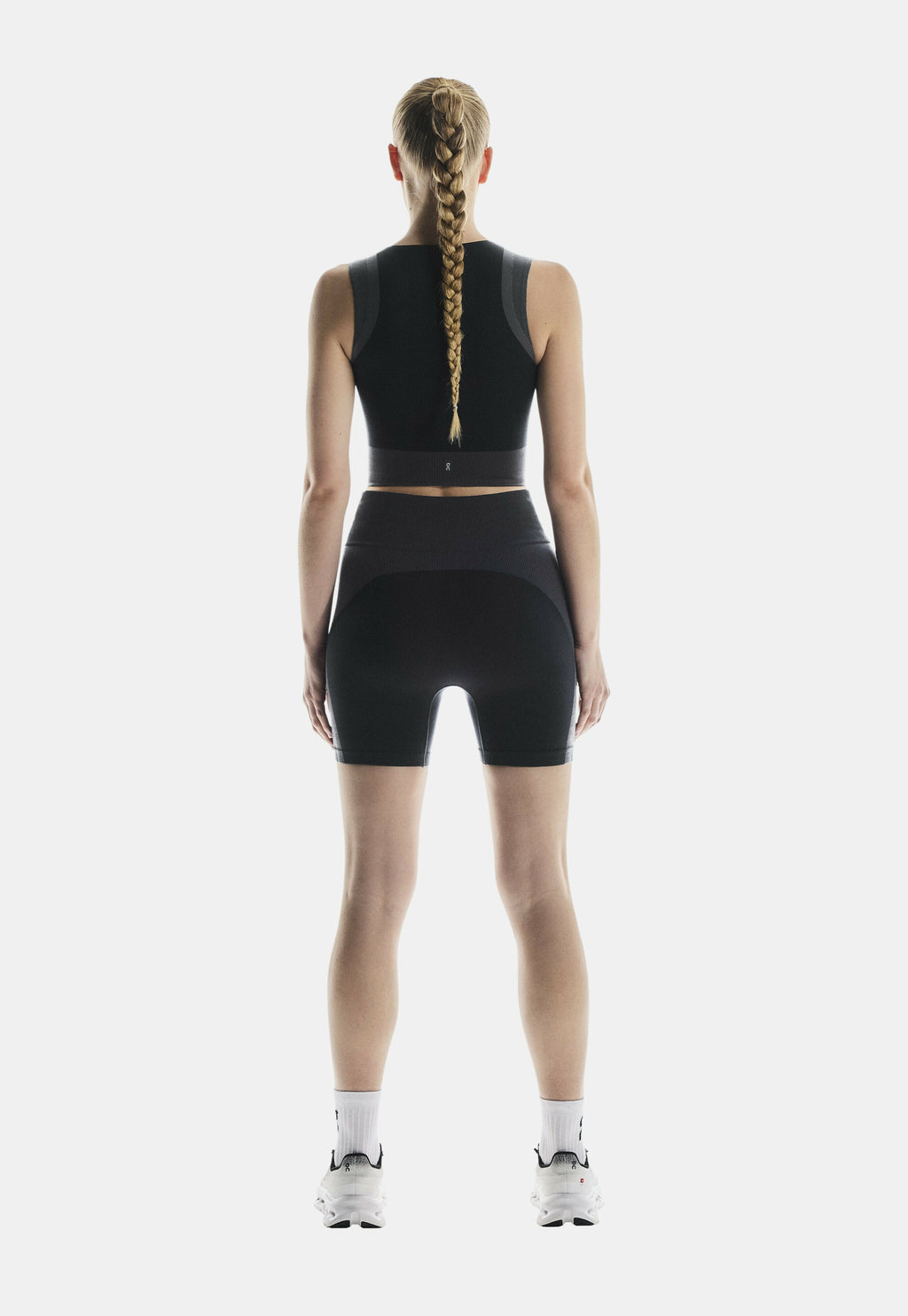 STUDIO KNIT SHORTS Media 3