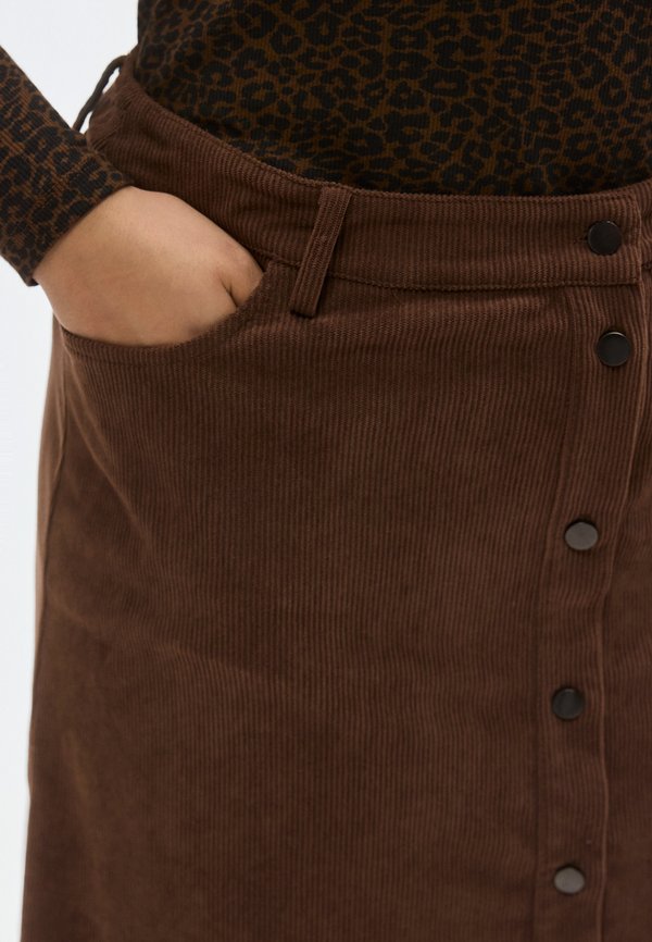 ONLY Carmakoma CARMANNI HOMA SKIRT