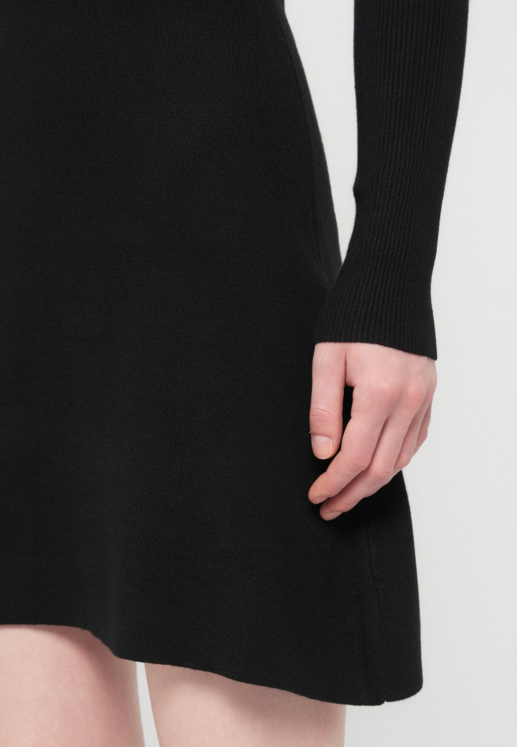 KARL LAGERFELD Strickkleid Media 6
