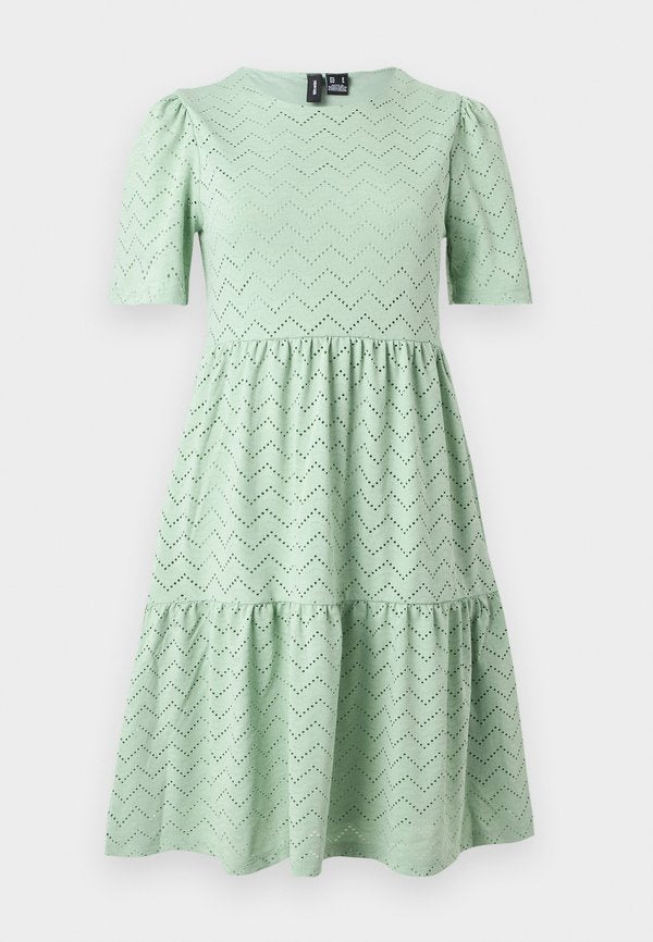 Vero Moda VMTANJA - Jersey dress - frosty green