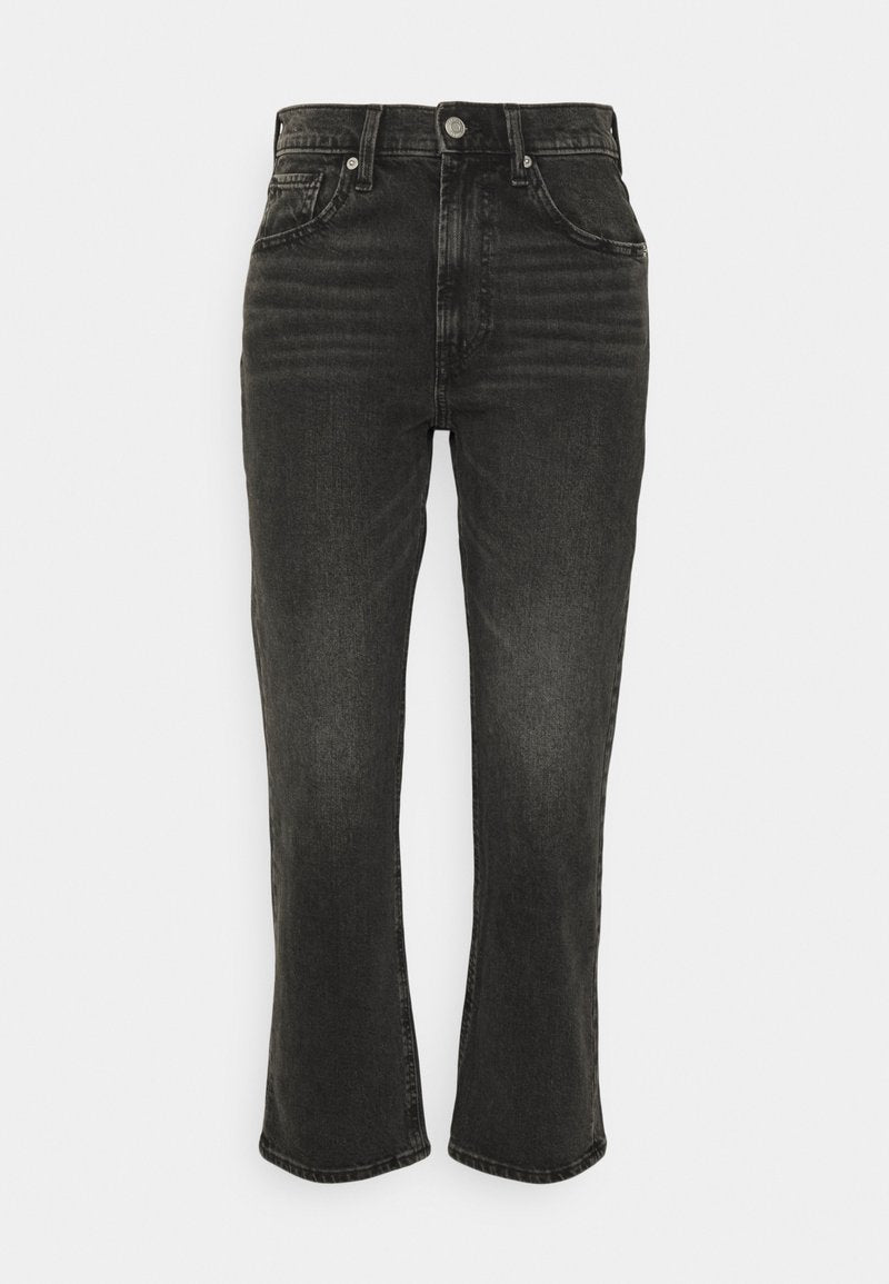 STRAIGHT SOTRES - GAP - View 1