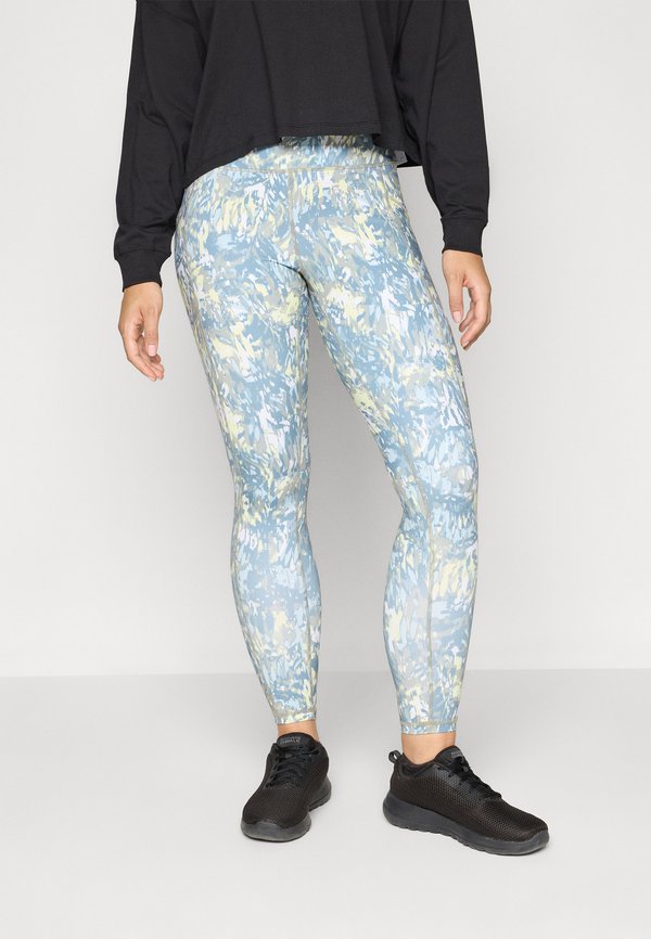 DKNY Sport