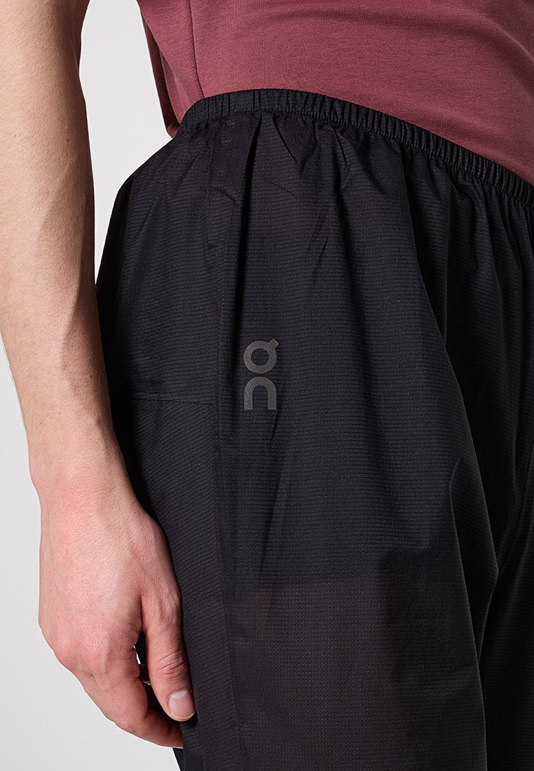 On Outdoor-Hose Media 7