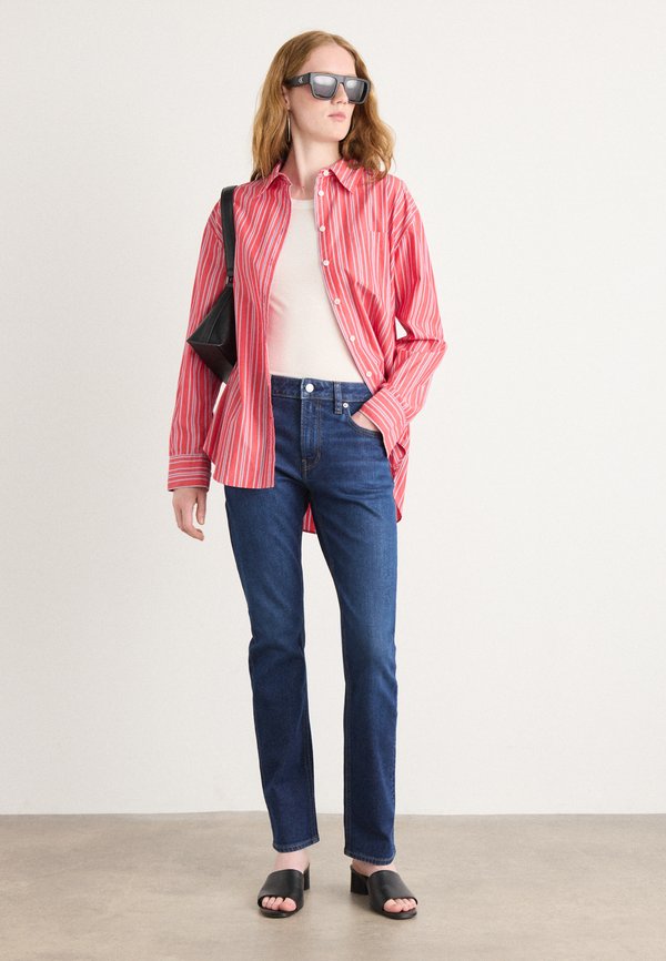 Calvin Klein Jeans MID RISE