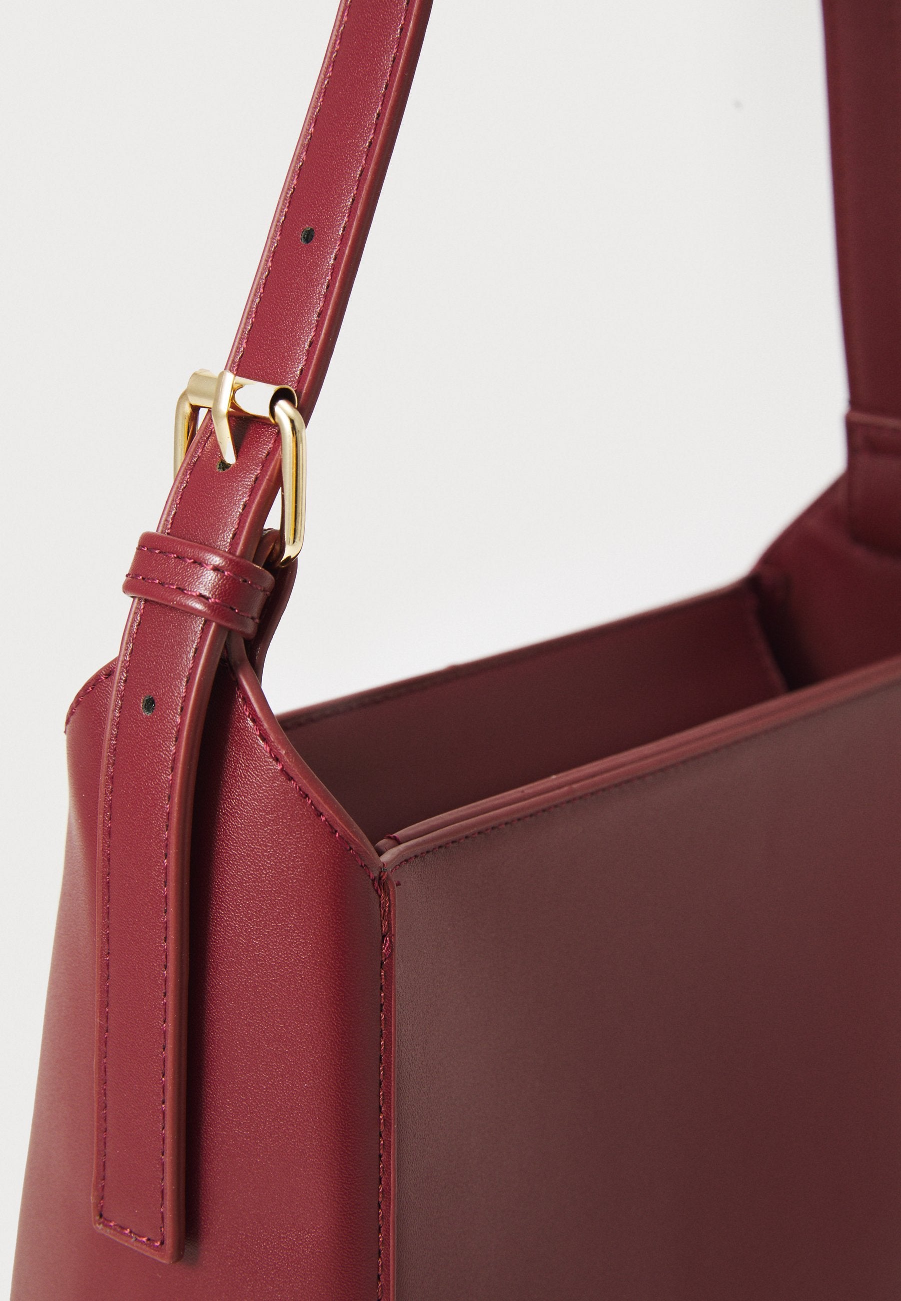 ONLY ONLSARA SHOULDER BAG
