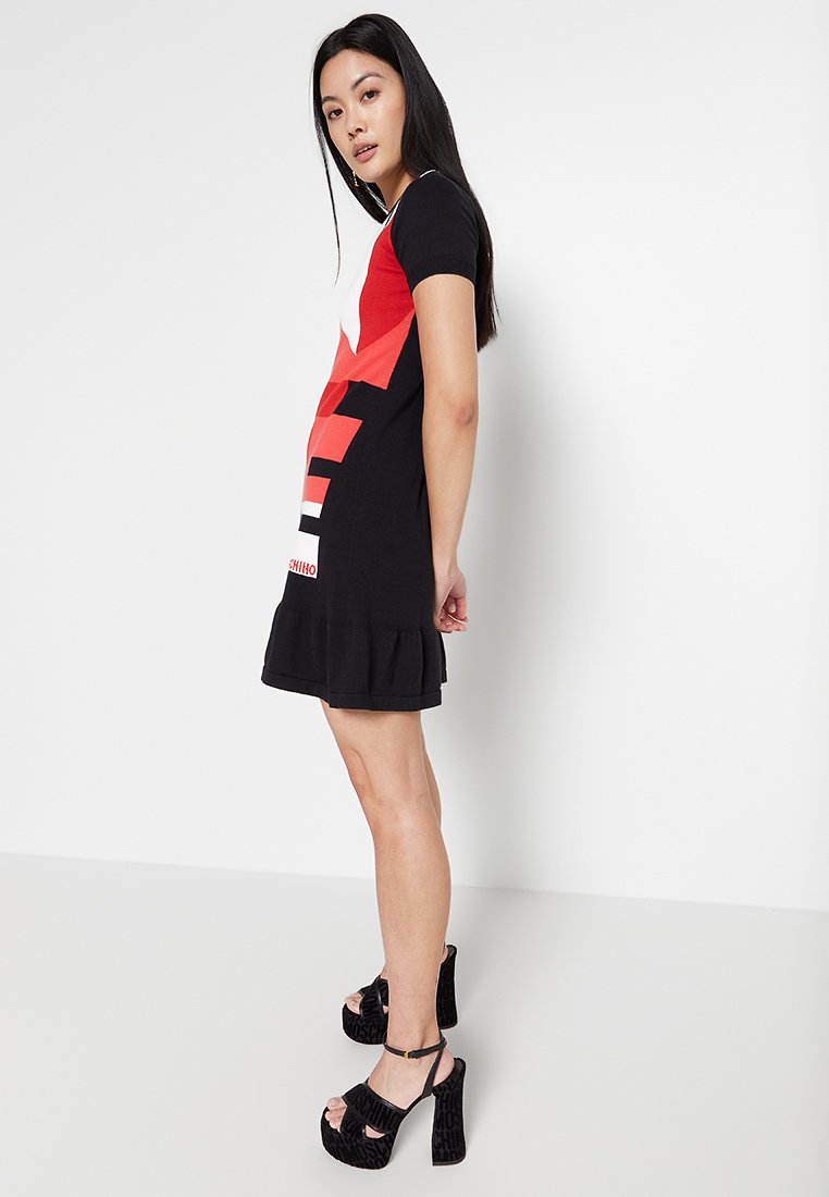 Love Moschino
