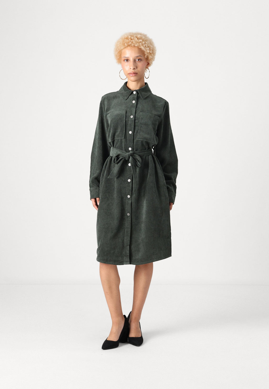 ONLMERLE BELTET DRESS Media 3