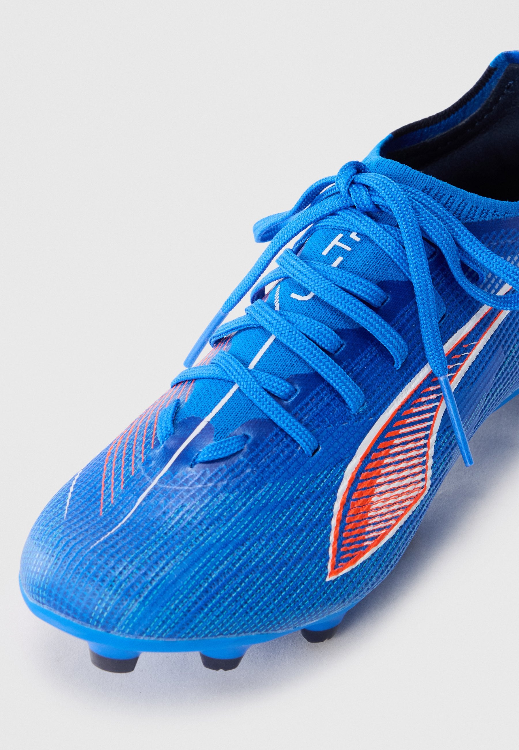Puma ULTRA 6 PRO FG/AG JR