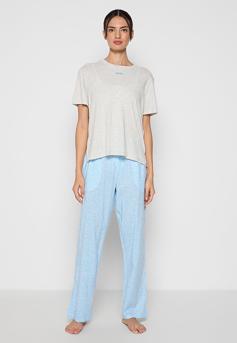 DKNY Loungewear Nachtwäsche Set Media 1