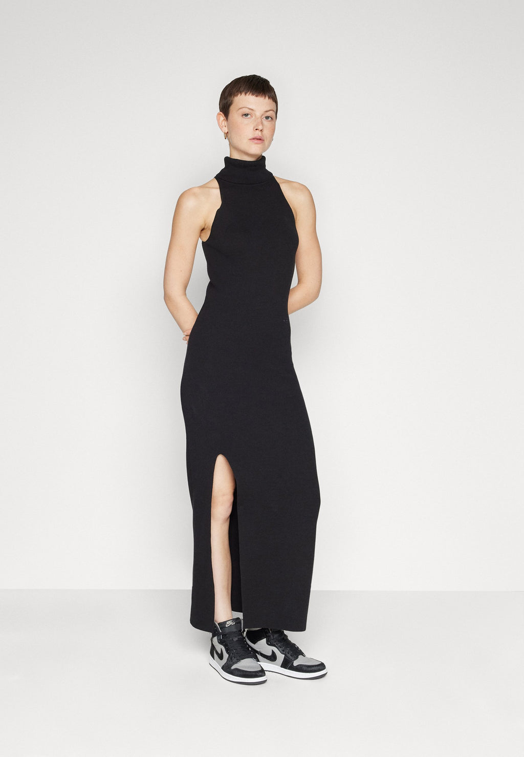 RAW SLIM DRESS Media 3