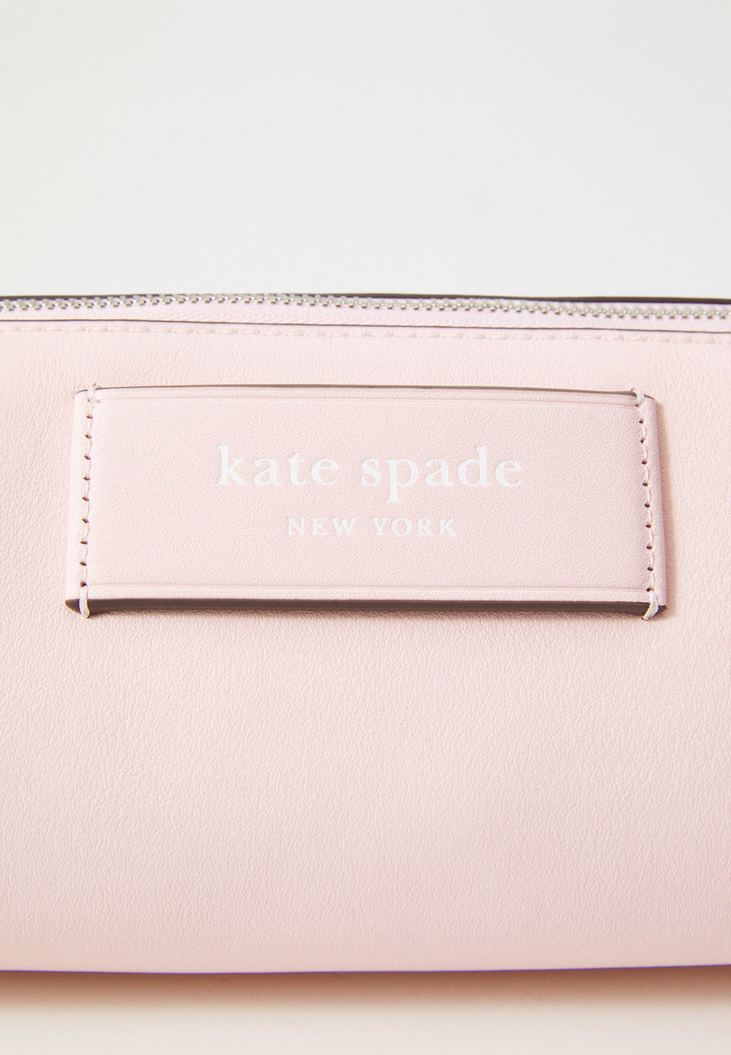 kate spade new york LABEL SMOOTH POCHETTE