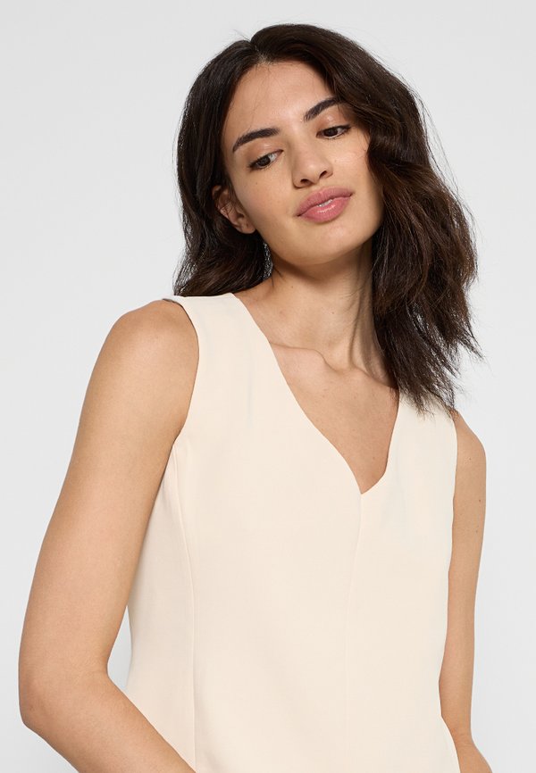 DKNY