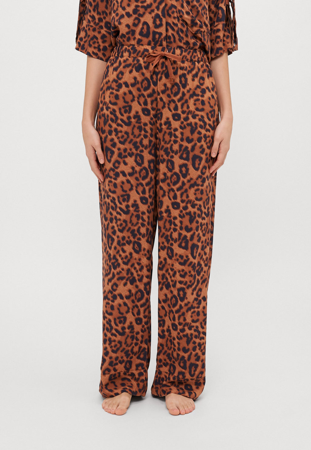 TROUSERS Media 3
