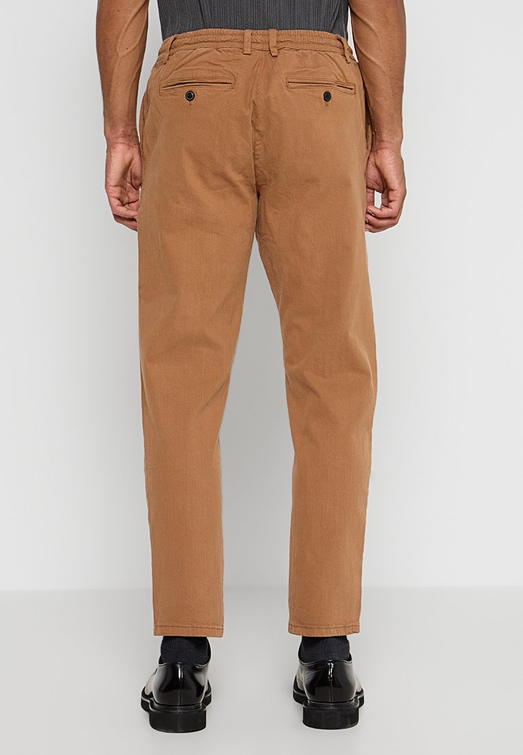 SLIM FIT Media 3