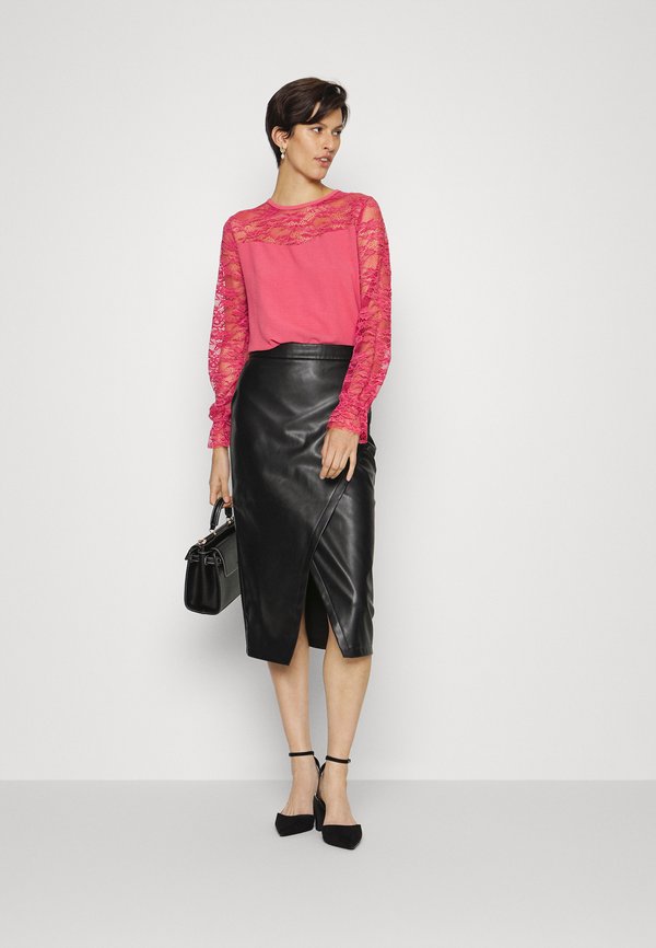 ONLY Tall ONLKARO V NECK MIX