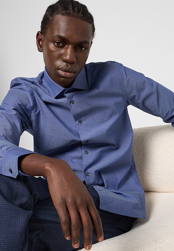 Michael Kors SLIM FIT