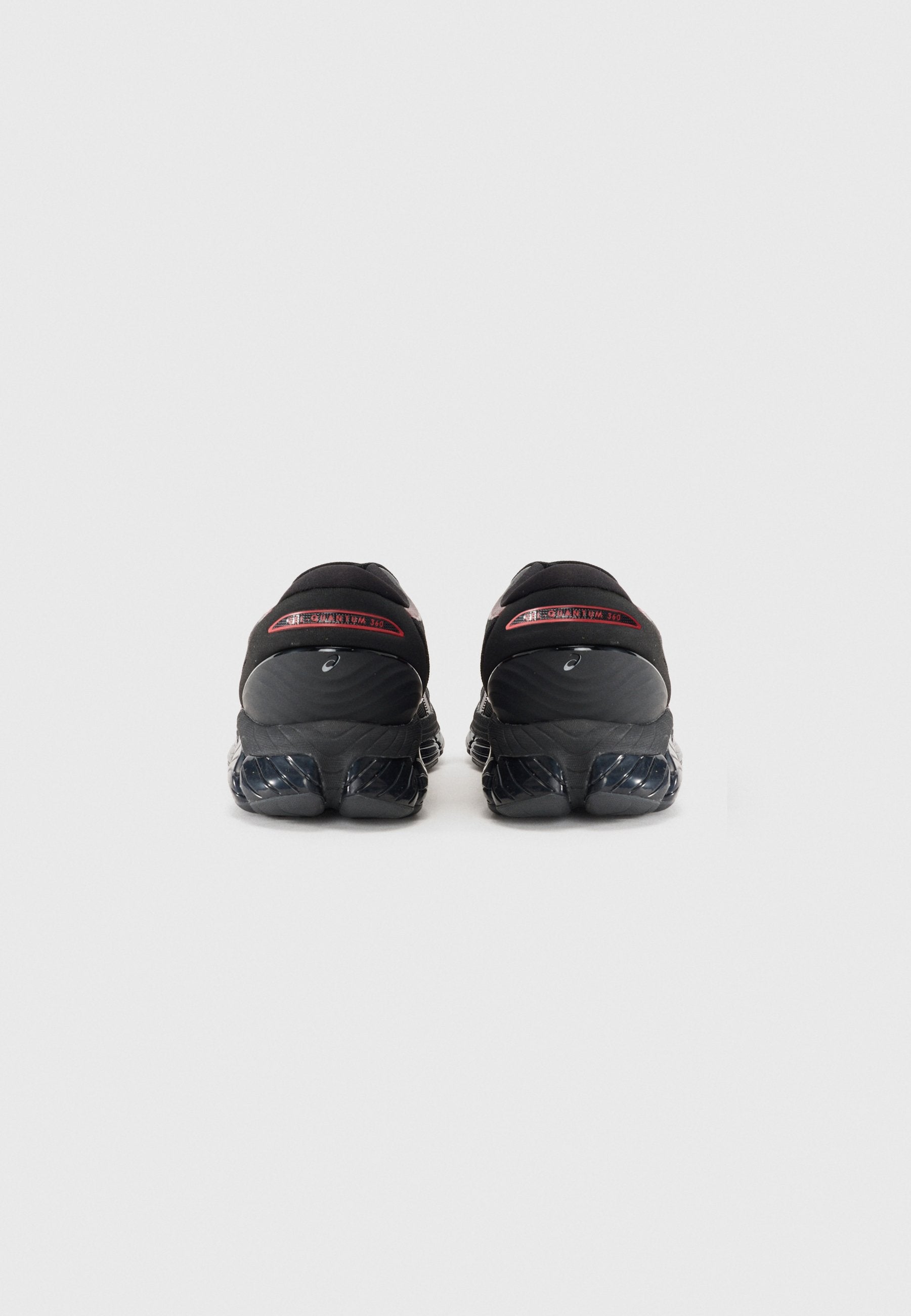 GEL QUANTUM 360 VIII UNISEX Media 3