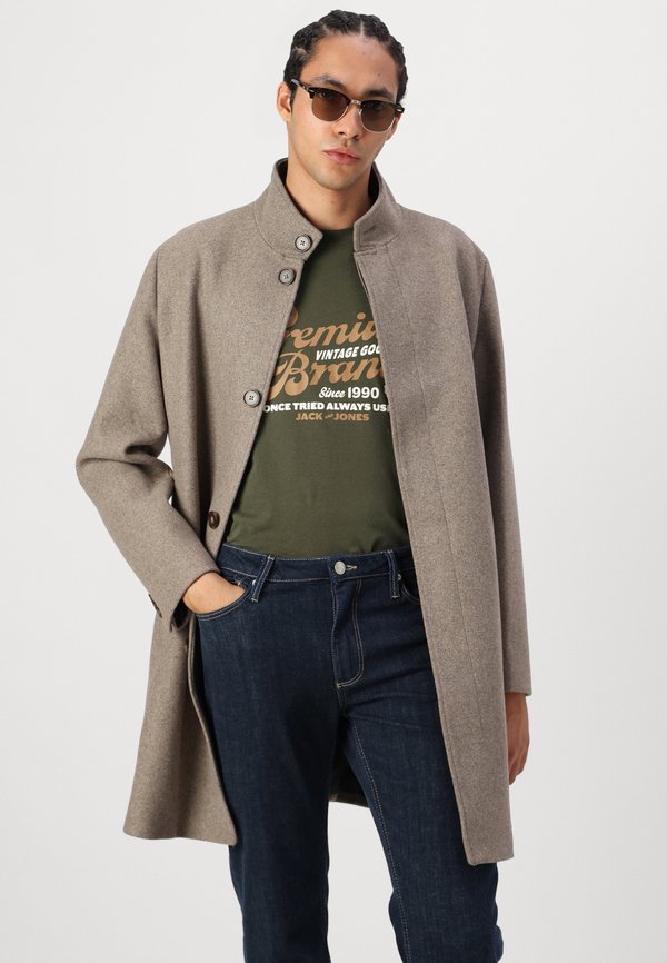 Jack & Jones PREMIUM Regular fit JJICLARK JJEVAN CJ 698 NOOS