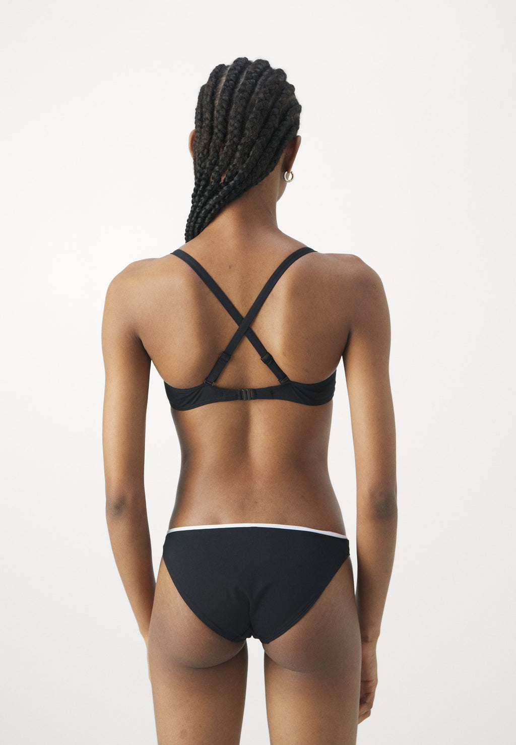 WIREFREE TRIANGLE SPACER BRA Media 6
