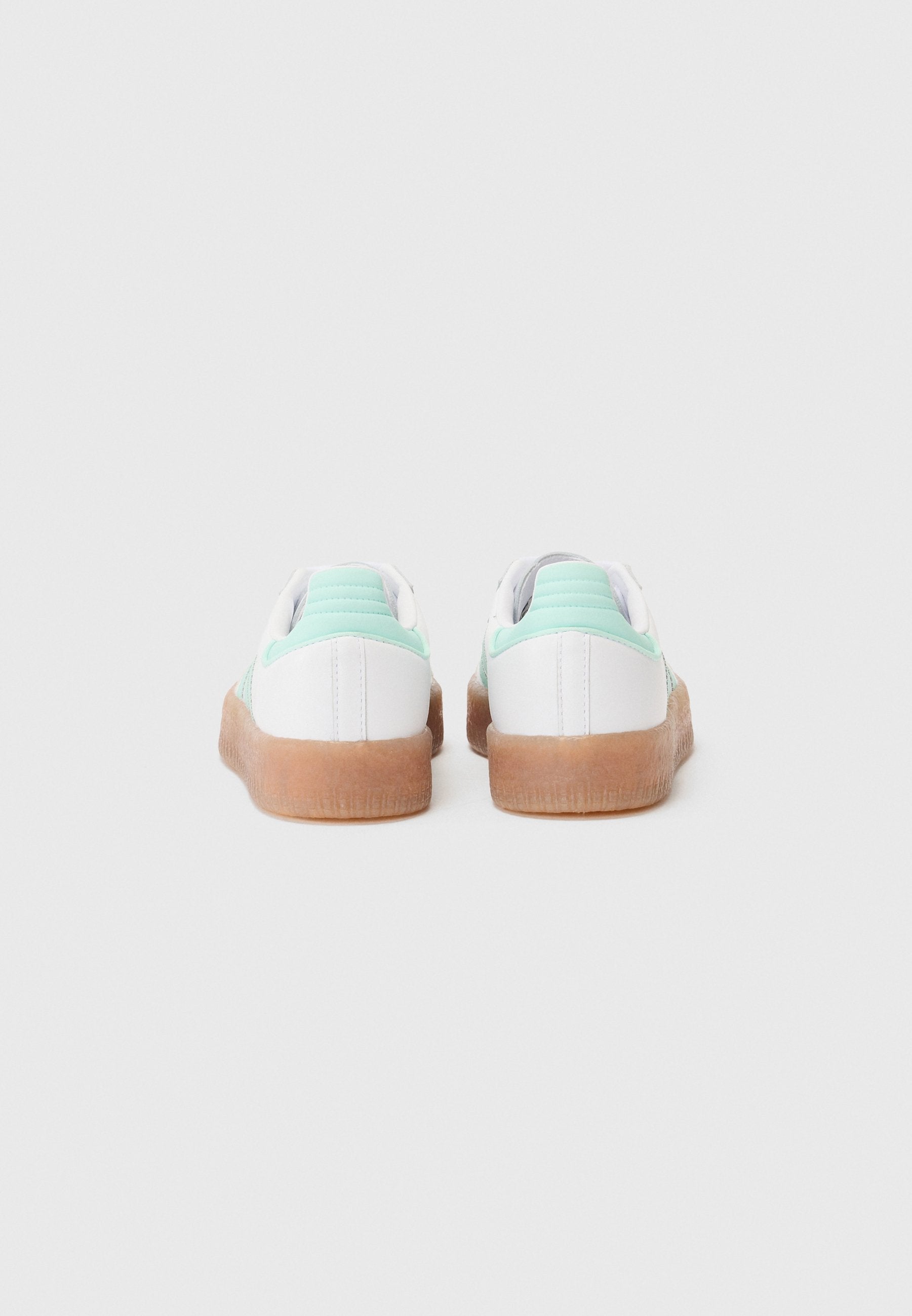 SAMBAE UNISEX  Media 3