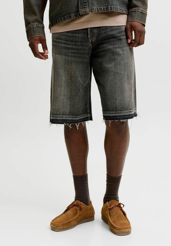 Jack & Jones JEANS-SHORTS EXTRA BAGGY FIT JEANS-SHORTS - Denim shorts - black