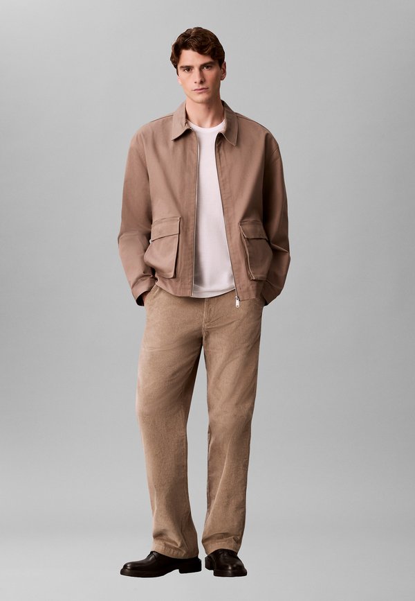 Calvin Klein Jeans 90S STRAIGHT CORDUROY PANTS - Trousers - vintage khaki